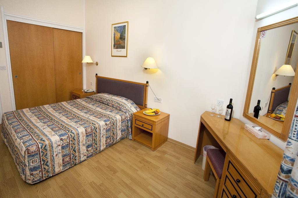 Episkopiana Hotel & Sport Resort Episkopi  Quarto foto